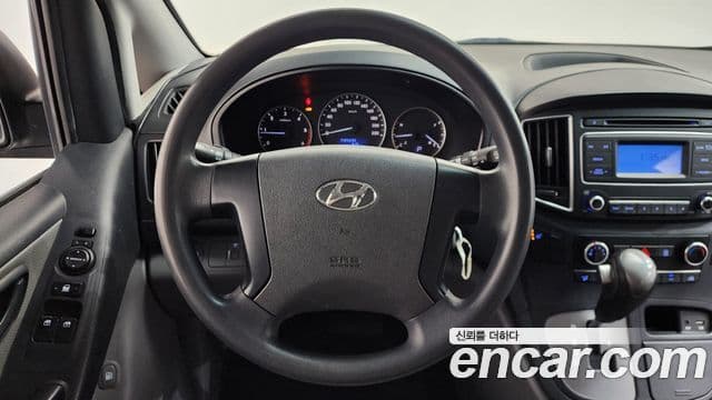 Hyundai Grand Starex Smart, 2017 13