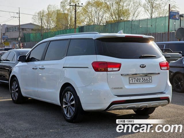 Kia All New Carnival Luxury, 2016 19