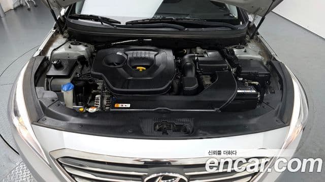 Hyundai LF Sonata Style, 2015 6