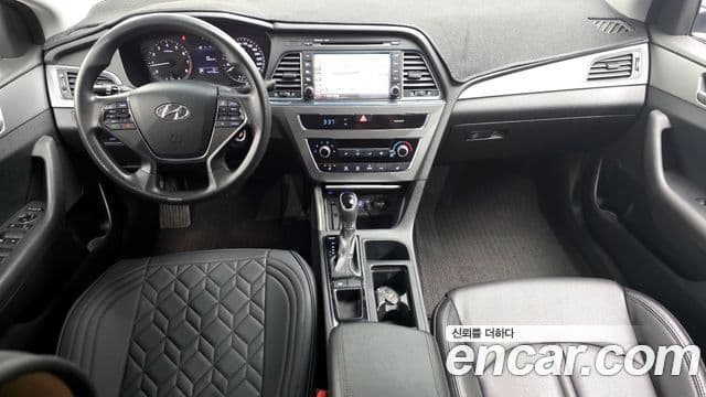 Hyundai LF Sonata Style, 2015 7