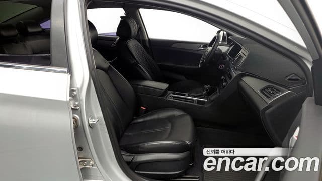 Hyundai LF Sonata Style, 2015 11