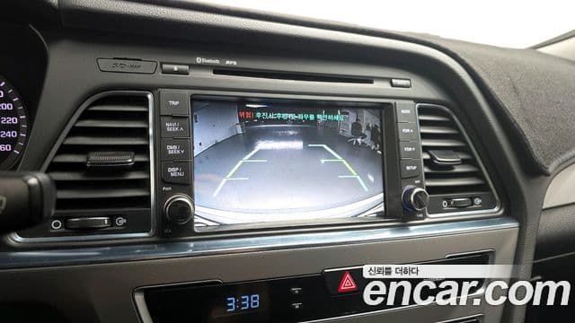 Hyundai LF Sonata Style, 2015 15