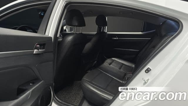 Hyundai The / новый New Avante AD Style, 2019 12