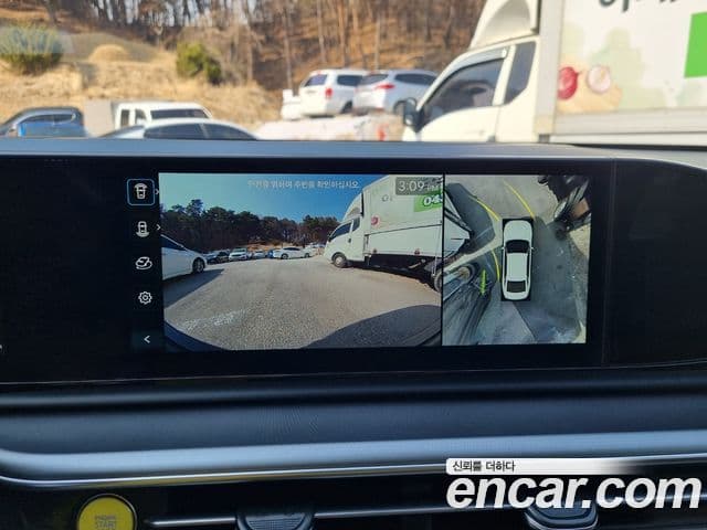 Hyundai Grandeur (GN7) Premium, 2025 17