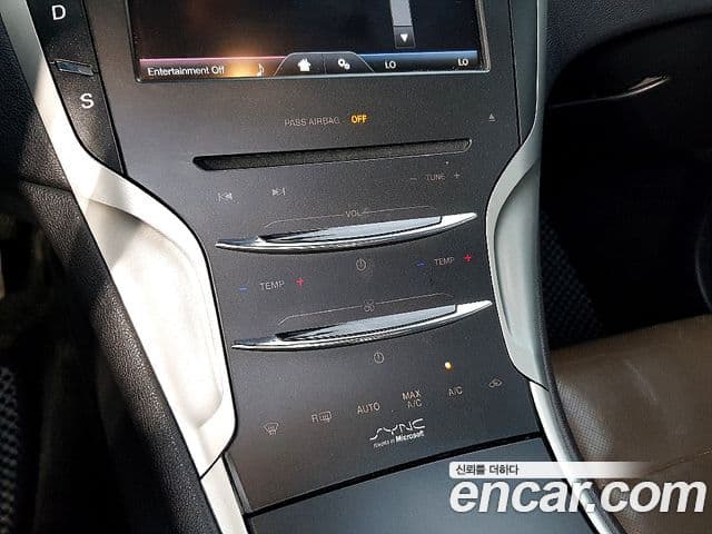 Lincoln New MKZ 2세대, 2014 13