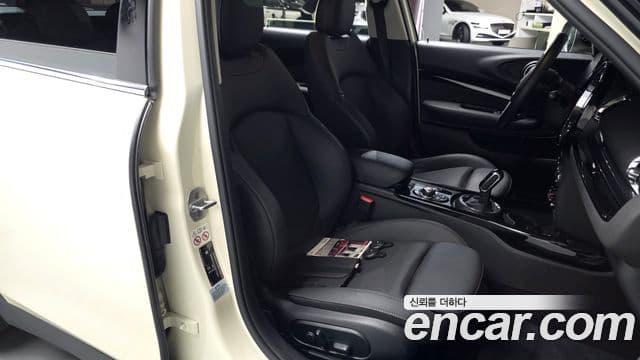 Mini Cooper 클럽맨 2세대, 2021 10