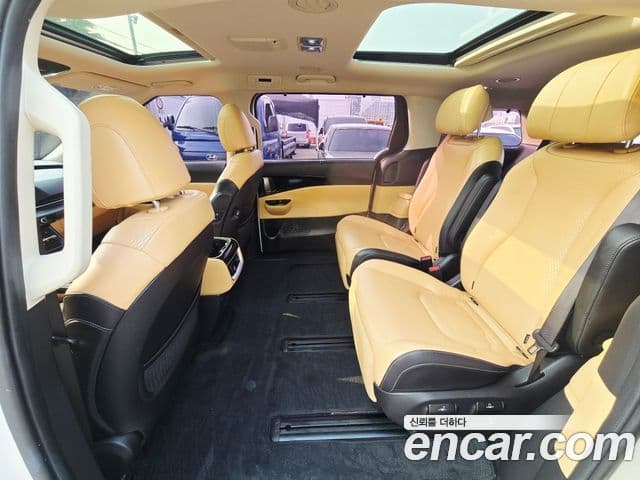 Kia Carnival 4세대 Signature, 2021 11