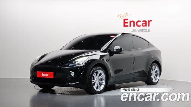 Tesla модель Y, 2023 1