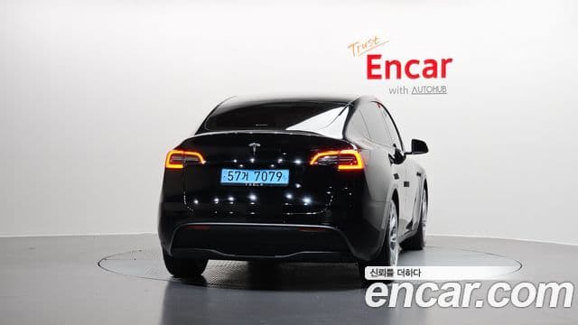 Tesla модель Y, 2023 4