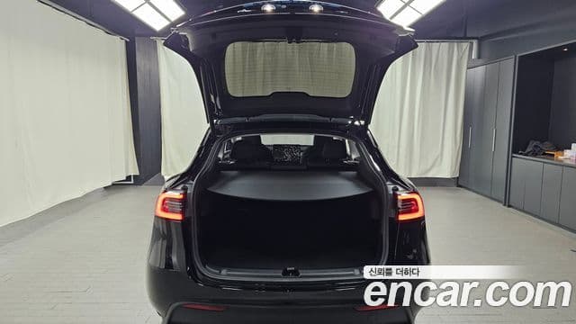 Tesla модель Y, 2023 20