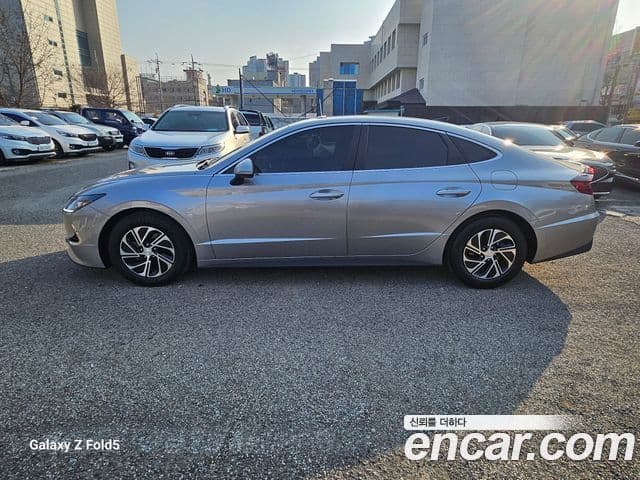 Hyundai Sonata гибрид (DN8) Modern, 2022 4