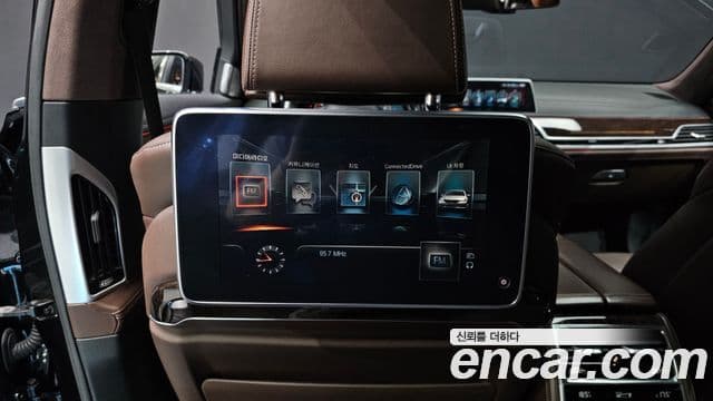 BMW 7시리즈 (G11) 750Li xDrive, 2016 18