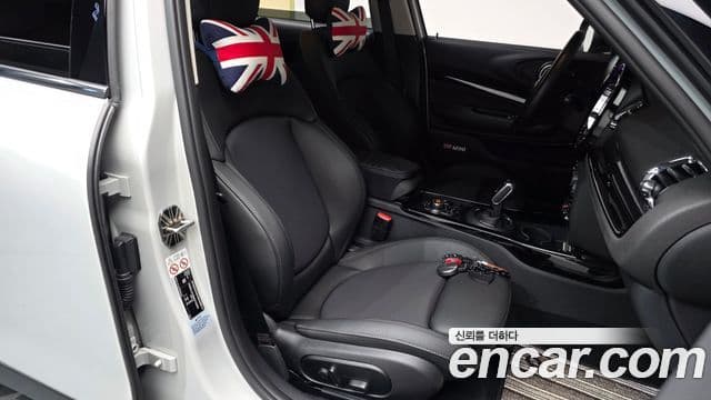 Mini Cooper 클럽맨 2세대, 2021 10