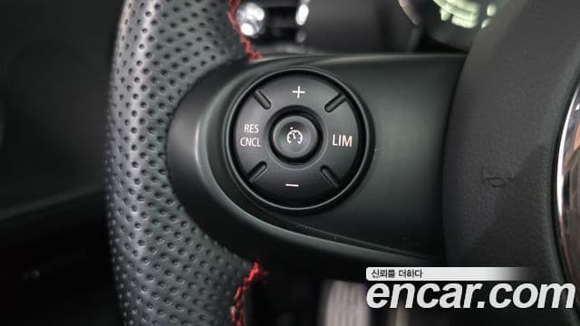 Mini Cooper 클럽맨 2세대, 2021 17