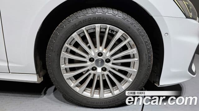 Audi A6 (C8) Premium, 2020 все фото