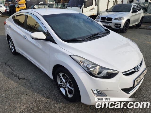 Hyundai Avante MD Modern, 2013 1