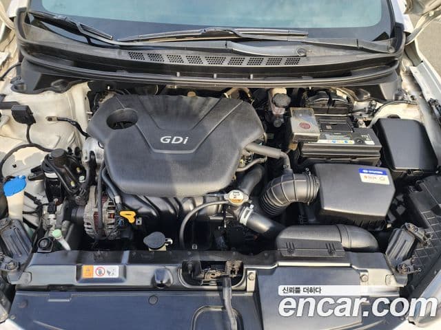 Hyundai Avante MD Modern, 2013 6