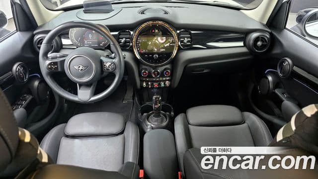 Mini Cooper 3세대, 2024 7