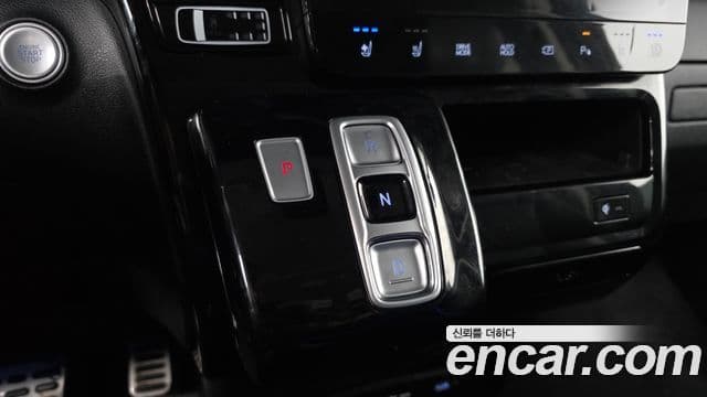 Hyundai Staria Inspiration, 2023 9