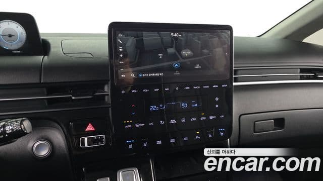 Hyundai Staria Inspiration, 2023 14