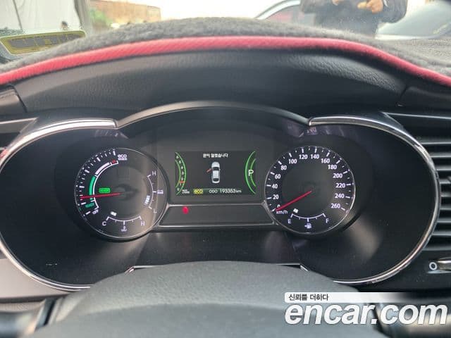 Kia K5 гибрид Prestige, 2013 12