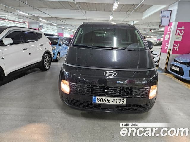 Hyundai Staria Modern, 2023 2