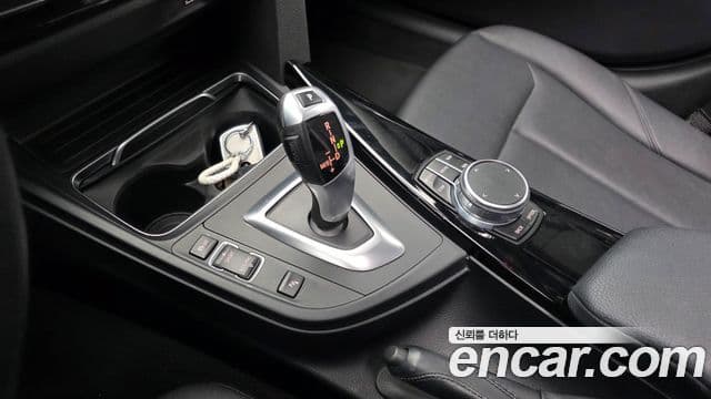 BMW 3시리즈 (F30), 2018 9