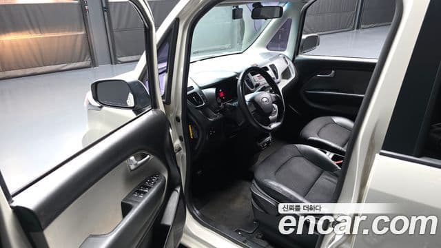 Kia Ray Special, 2012 10