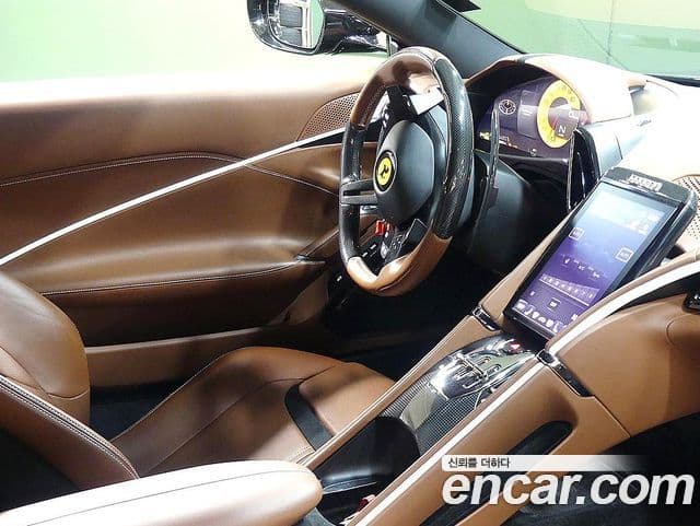 Ferrari 로마, 2021 18