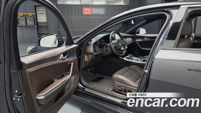 Kia 스팅어 Platinum, 2019 12