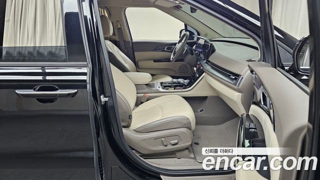 Kia Carnival 4세대 Signature, 2023 11