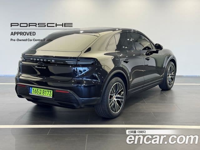 Porsche Macan EV 4S, 2025 4