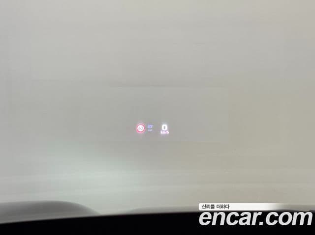 Porsche Macan EV 4S, 2025 14