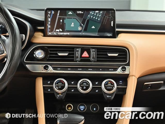 Genesis The / новый New G70, 2021 14