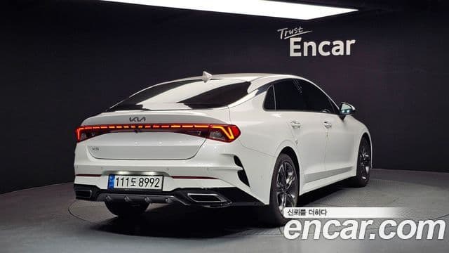 Kia K5 3세대 Signature, 2023 2