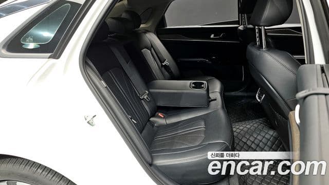 Kia K5 3세대 Signature, 2023 12