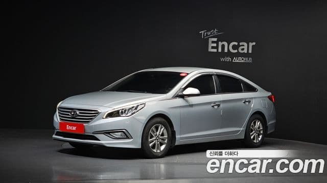 Hyundai LF Sonata Premium, 2017 1