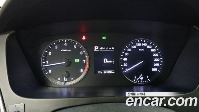 Hyundai LF Sonata Premium, 2017 8