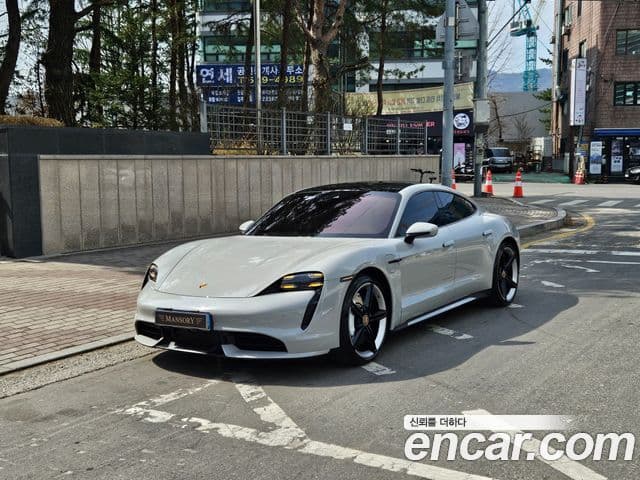 Porsche 타이칸 турбо, 2021 1