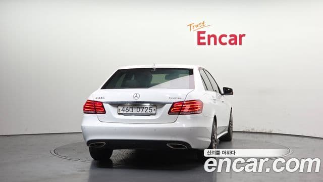 Mercedes-Benz E-класс W212 E220 BlueTEC Avantgarde Sport, 2016 4