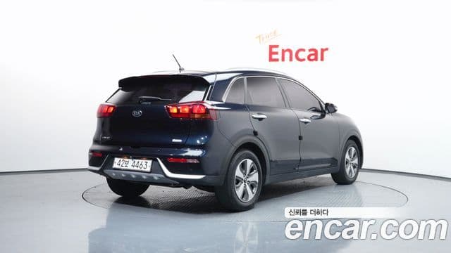Kia Niro Luxury, 2018 2