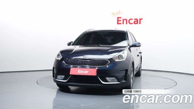 Kia Niro Luxury, 2018 3