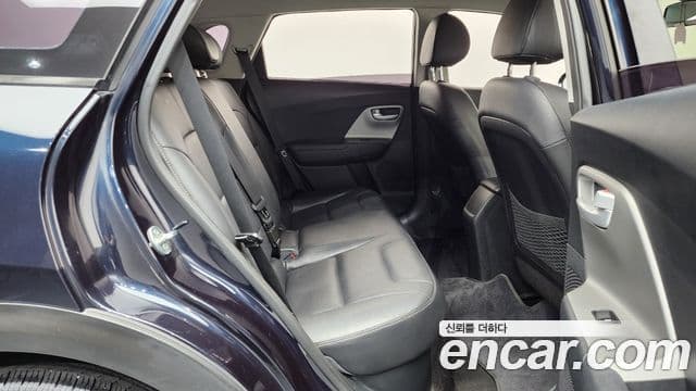 Kia Niro Luxury, 2018 12