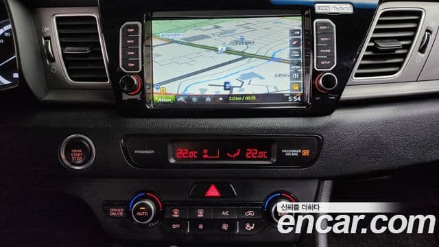 Kia Niro Luxury, 2018 16