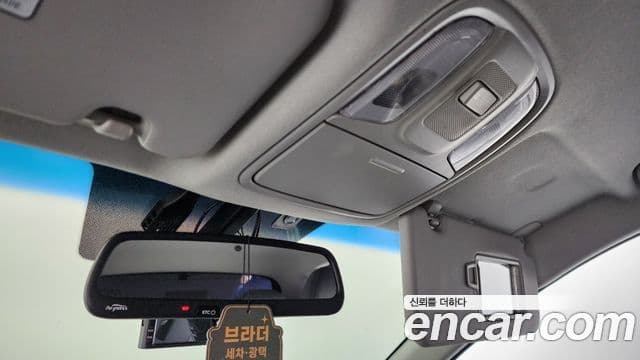 Kia Niro Luxury, 2018 19