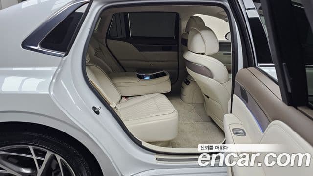 Genesis G90 (RS4) бензин 3.5 турбо AWD, 2022 12