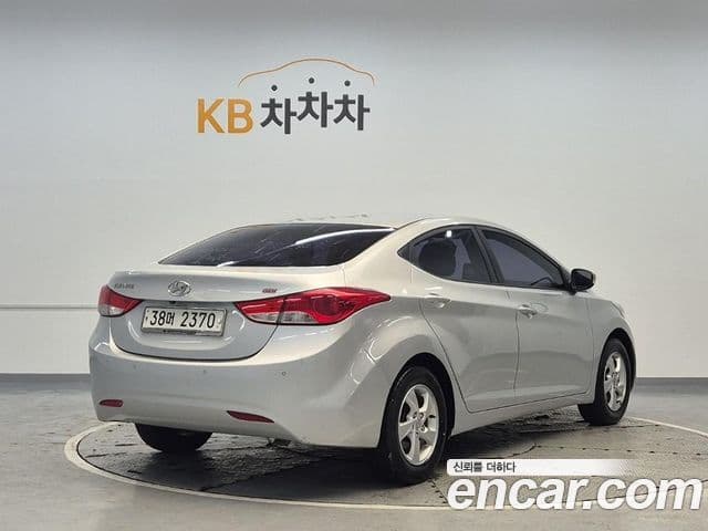 Hyundai Avante MD Style, 2013 3