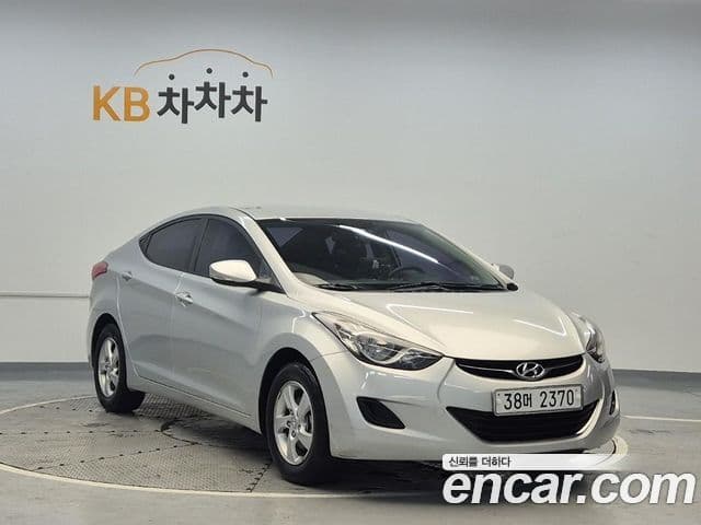 Hyundai Avante MD Style, 2013 4