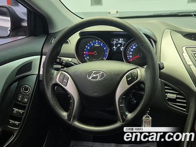 Hyundai Avante MD Style, 2013 9