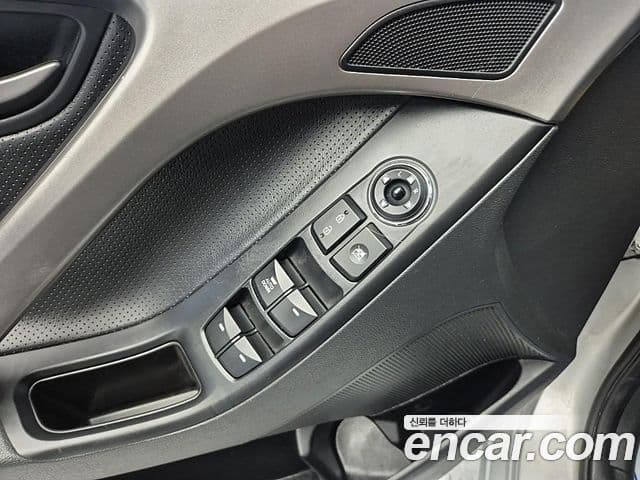 Hyundai Avante MD Style, 2013 17